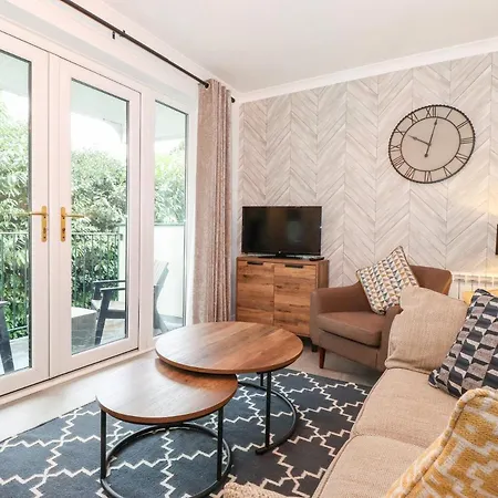 Apartment Bluebell Hill